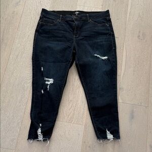 LuLaRoe Black Ripped Ankle Crop Jeans